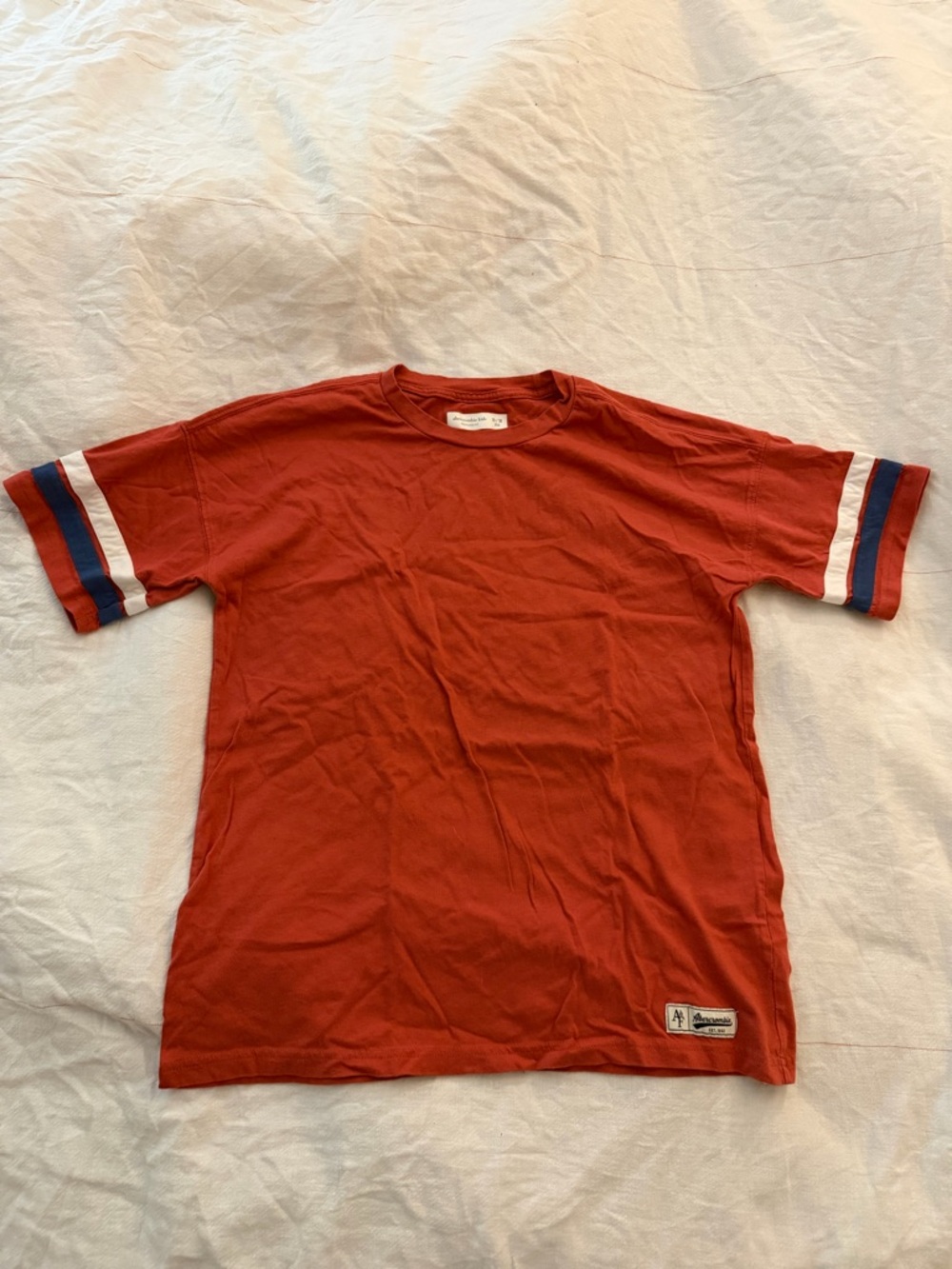 Abercrombie kids boys short sleeve tee shirt - size 15/16. Like new condition.
